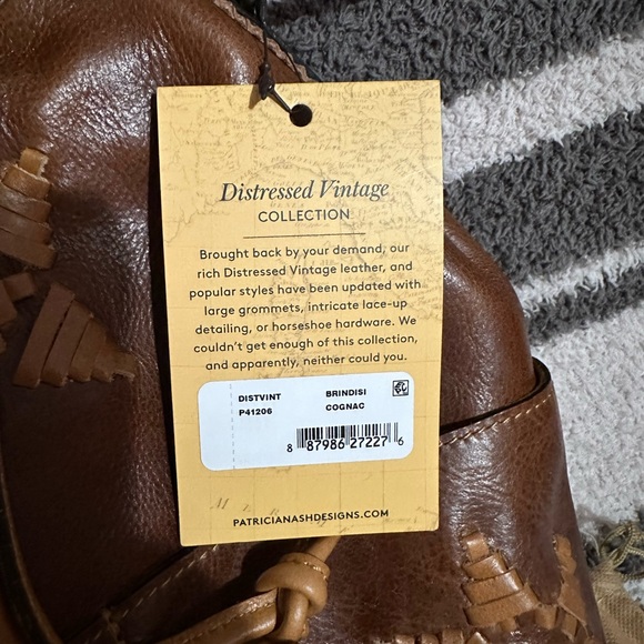 NWT Patricia Nash Brindisi Cognac leather Bucket Bag - Picture 4 of 7